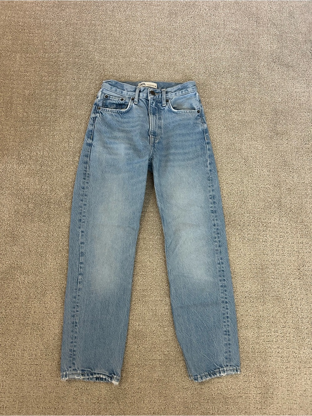 Zara Womens Light Wash Straight Leg Jeans Size 0